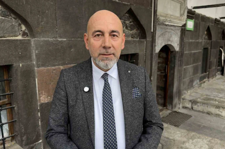 Anadolu Türk tarihinin en eski kitabesi, çalındıktan 23 yıl sonra bulundu