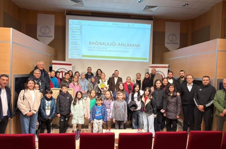 Anadolu Üniversitesi Spor Kulübü’nden farkındalık toplantısı