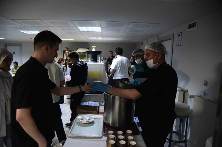 Anadolu Üniversitesinden final haftasında öğrencilere sıcak destek