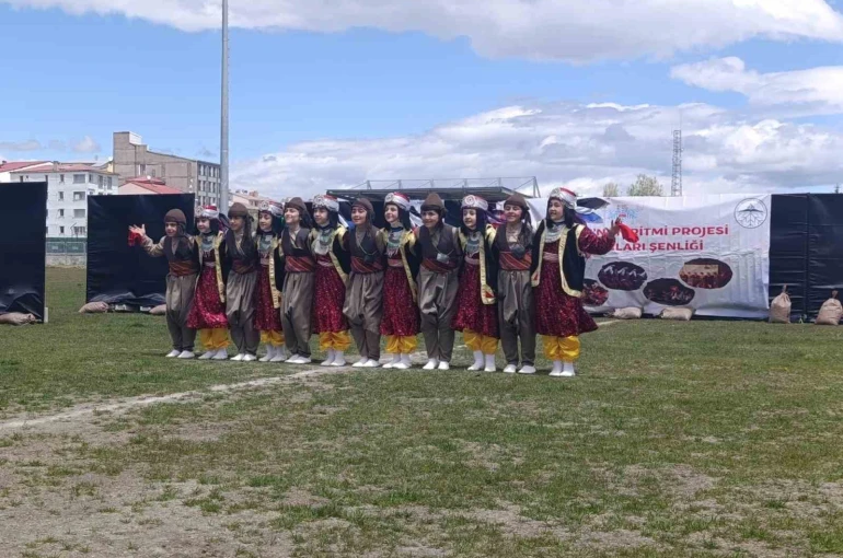 Anadolu’nun ritmi Kars’ta yeniden yankılandı