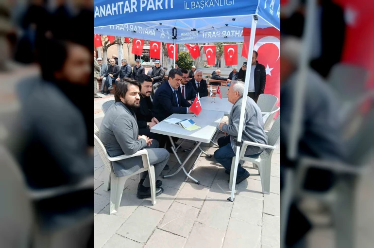 Anahtar Parti, ilçe temaslarıyla siyasi yol haritası çiziyor