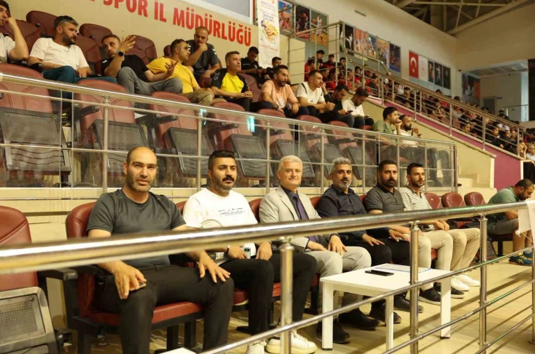 ANALİG Hentbol 1. Etap 7. Grup Müsabakaları başladı