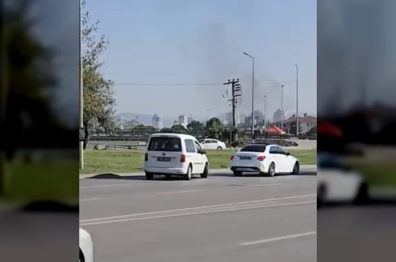 Anayolda geri geri ilerledi, kazaya karıştı olay yerinden böyle kaçtı