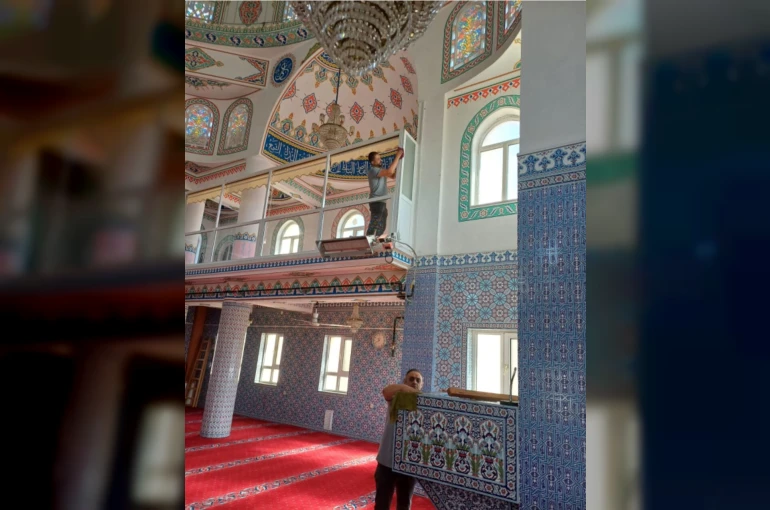 Ankara’da camiler ferah ve hijyenik ortam için tek tek temizleniyor