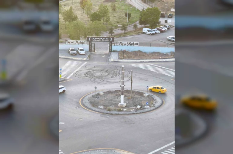 Ankara’da trafiği kapatıp drift atan trafik magandaları kamerada