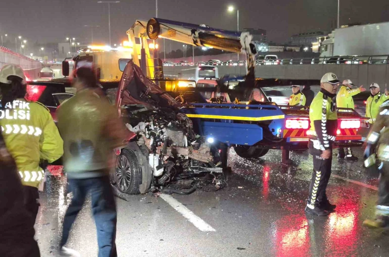 Ankara’da zincirleme kaza: 3’ü ağır 8 yaralı