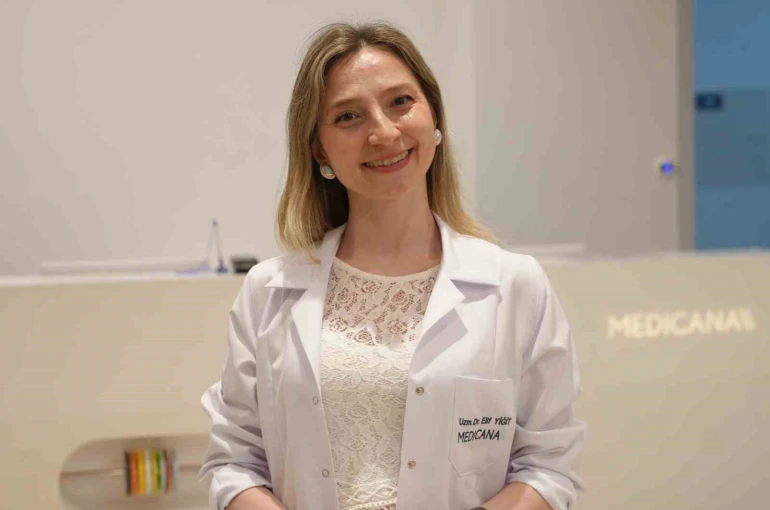 Anne sütü, bebeğin karşılaştığı mikroplarla savaşıyor