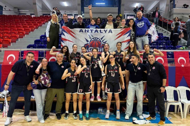 Antalya Gelişim Spor Kulübü, U14 Kızlar Türkiye Şampiyonası’nda ikinci oldu