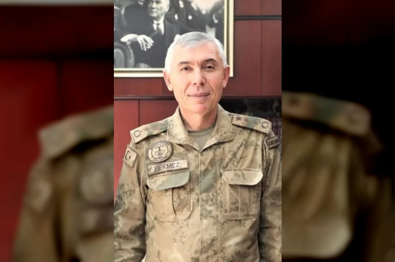 Antalya İl Jandarma Komutanlığına Tümgeneral Hüseyin Bekmez atandı 