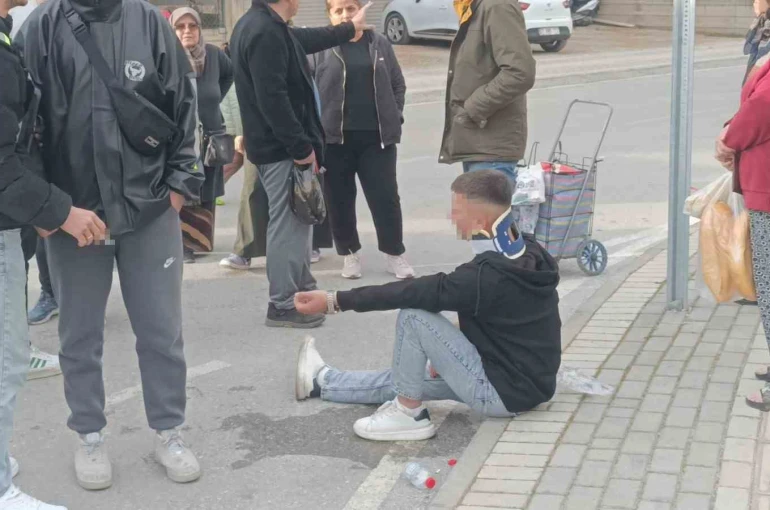 Antalya’da motosiklet ile elektrikli bisiklet çarpıştı: 3’ü çocuk 4 yaralı