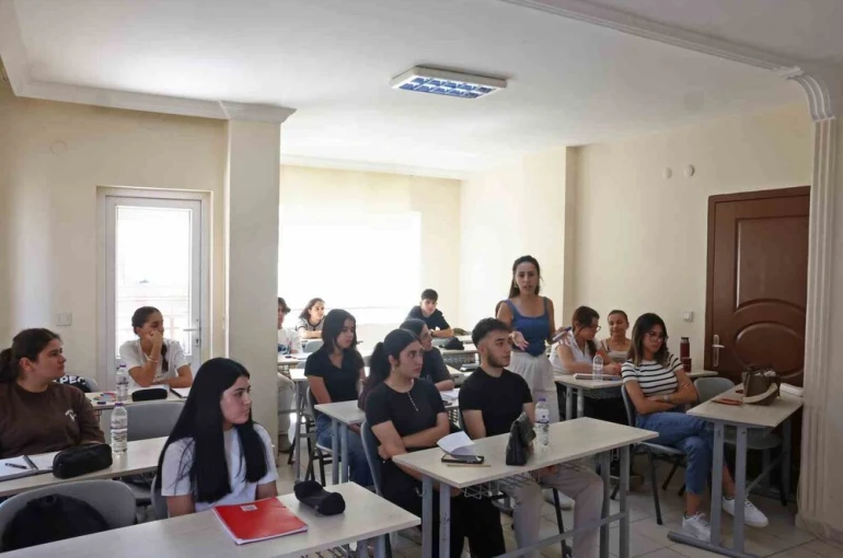Antalya’da YKS hazırlık kursları başladı