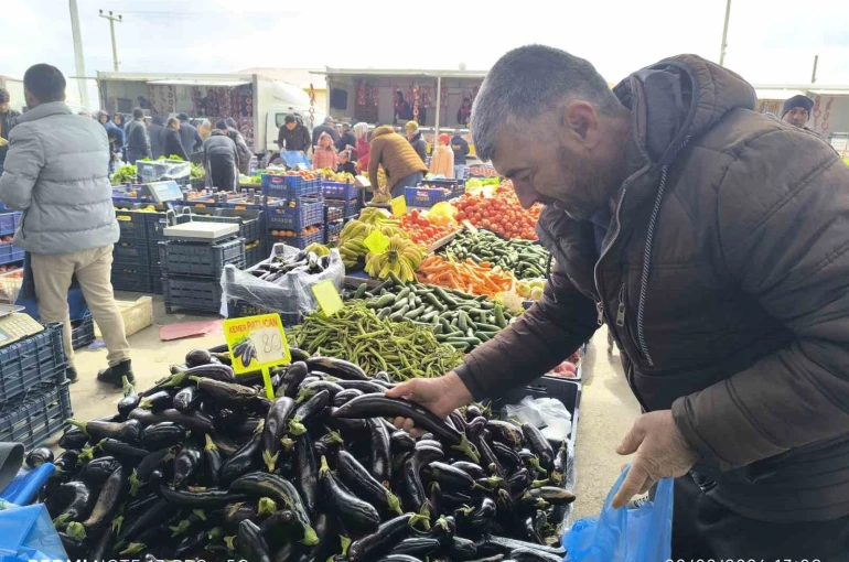 Antalya’daki olumsuz hava şartları patlıcanın tadını kaçırdı