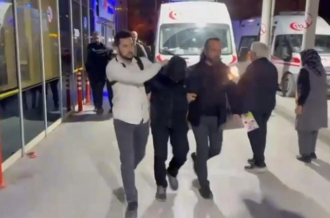 Arabasını boyatmasında yardım eden arkadaşına av tüfeği ile saldırdı