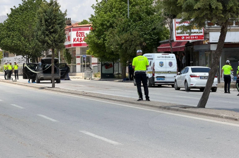 Aracın çarptığı yaya kadın hayatını kaybetti!
