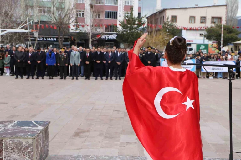 Ardahan’da 23 Nisan coşkusu törenle kutlandı
