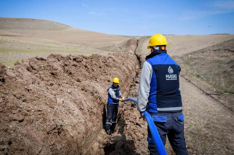 Arguvan Gümüşlü’ye bin 500 metrelik içme suyu hattı