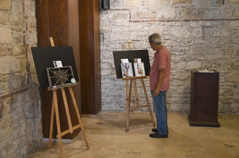 Arkeoloji ve sanat bu sergide buluştu