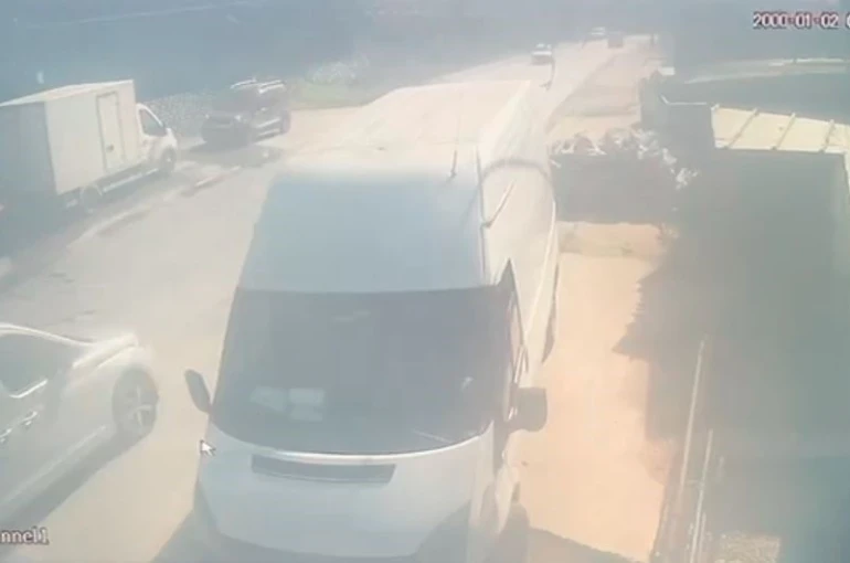 Arnavutköy’de 1 kişinin öldüğü kazanın görüntüleri ortaya çıktı