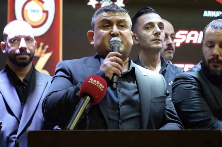 Arnavutköy’de Galatasaraylılar hem 26. şampiyonluğu hem de derneklerinin 10. yılını kutladı