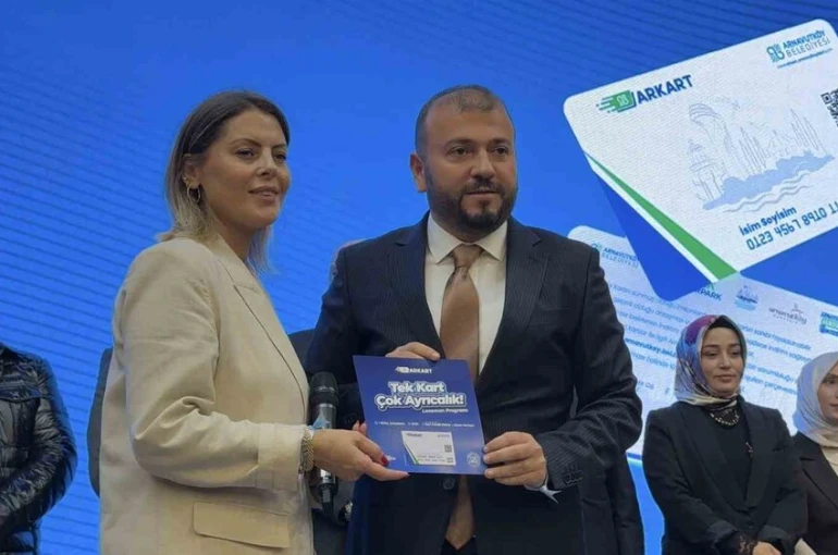 Arnavutköy’de vatandaş ve esnafı güldürecek "Ar-Kart" dönemi başladı