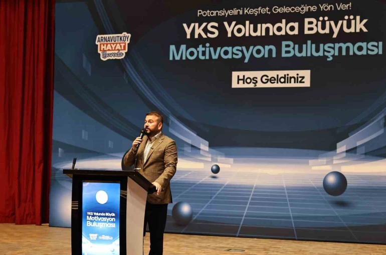 Arnavutköy’de YKS’ye hazırlanan gençlere motivasyon desteği