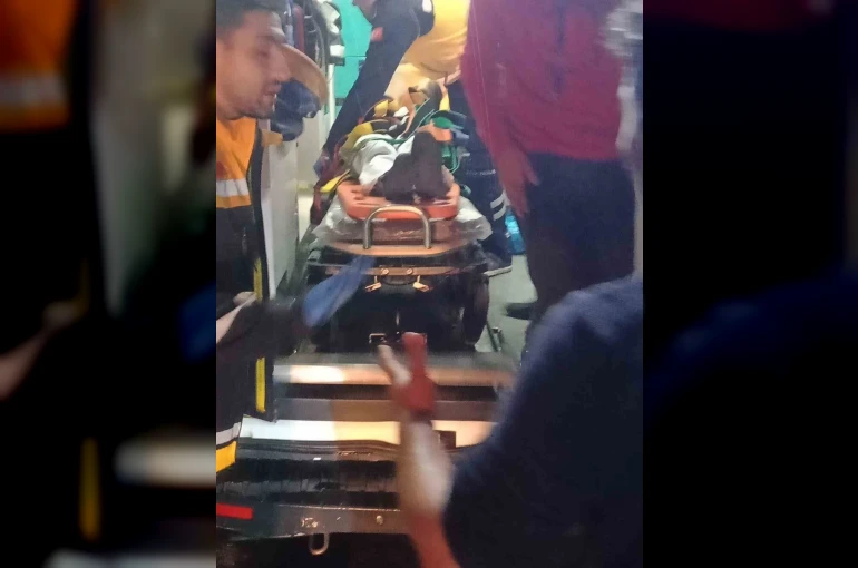 Aşkale’de 2 ayrı trafik kazası; 5 yaralı