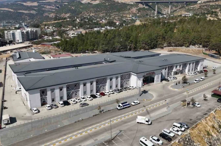 Asrın felaketinden etkilenen Gaziantep’in sağlık yapısı güçlendi