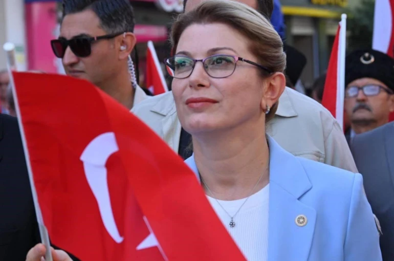 Asu Kaya Gedik’ten Zeynep Güneş Akgün’e yönelik paylaşımlara sert tepki