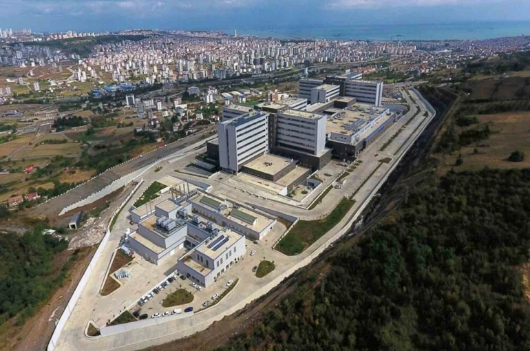Atakum Devlet Hastanesi’nin yüzde 25’i tamamlandı