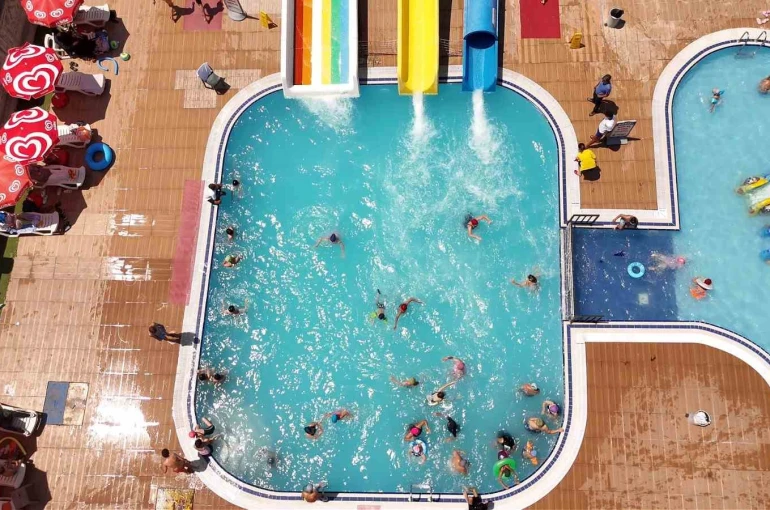 Atakum’da aqua park kapılarını açtı