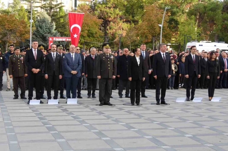 Atatürk, ölümünün 87’nci yılında Burdur’da törenle anıldı