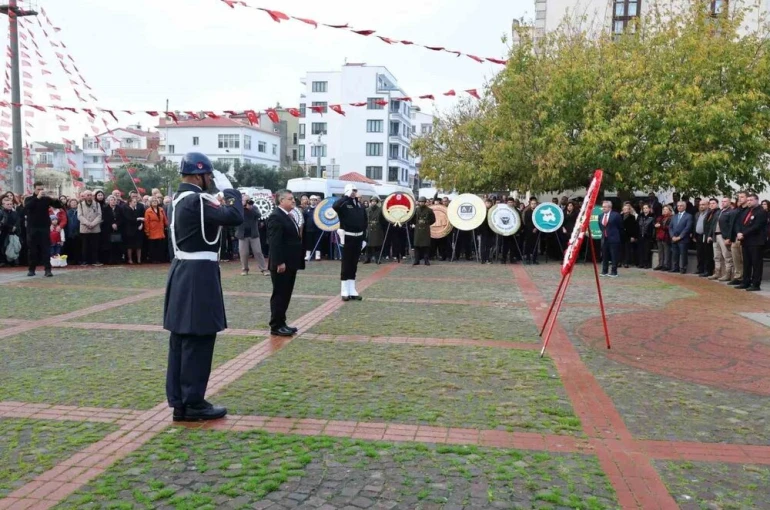 Atatürk Sinop’ta anıldı 
