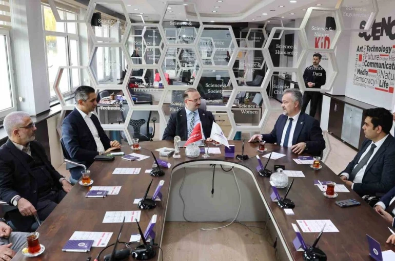 Atatürk Üniversitesinde dijital bilgi üretim seferberliği başladı