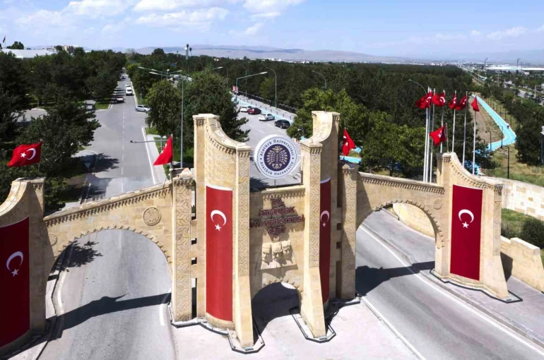 Atatürk Üniversitesinden uluslararasılaşma vizyonuna güçlü adım