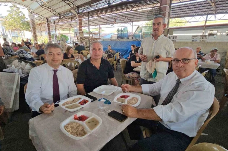 Atça Mahallesi’nde kurtuluş günü keşkeği yapıldı