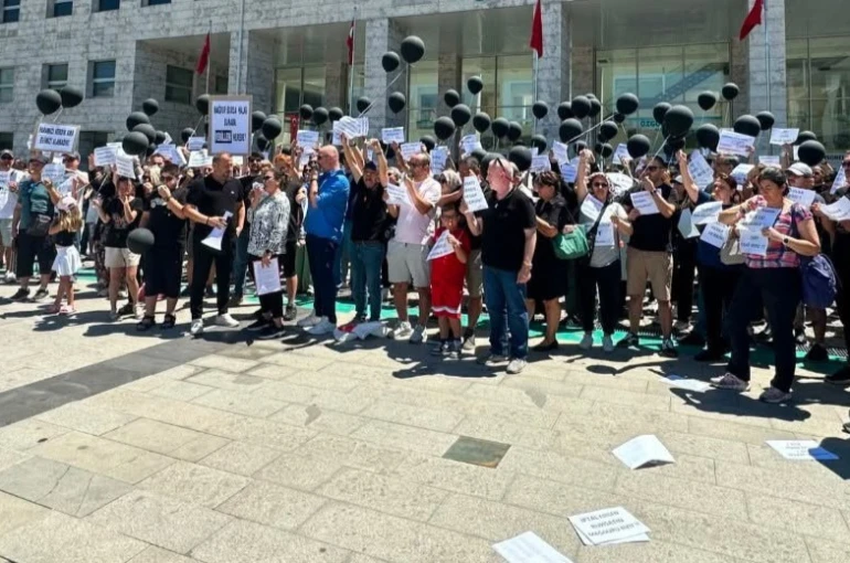 Atış Yapı mağdurlarından açıklama: "Bedelini vatandaş ödüyor"