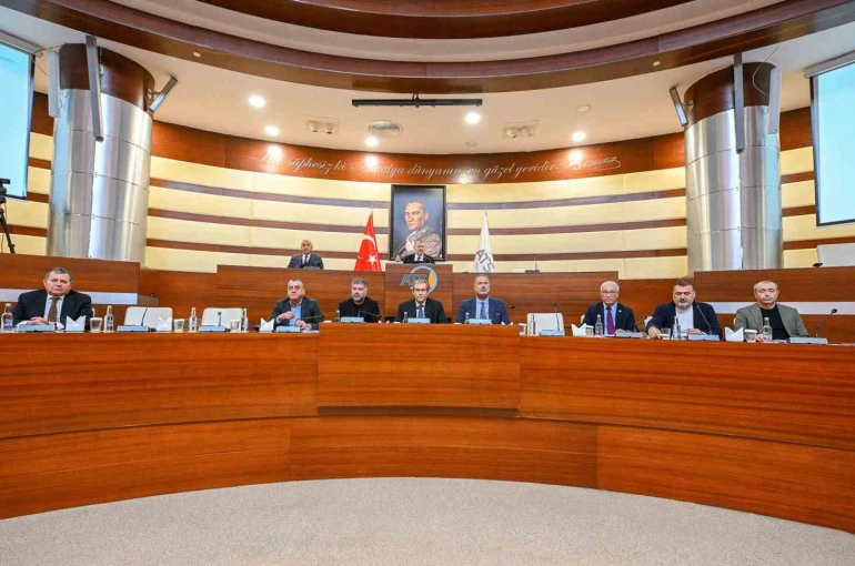 ATSO Başkanı Hacısüleyman: "Zor iki yılın ardından 2026’ya umutla bakıyoruz"