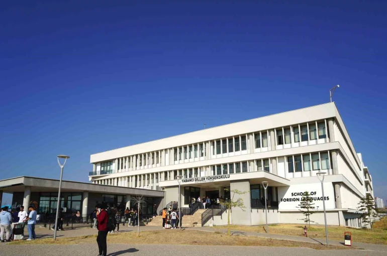 ATÜ Yabancı Diller Yüksekokulu’na DEDAK’tan 5 yıllık tam akreditasyon