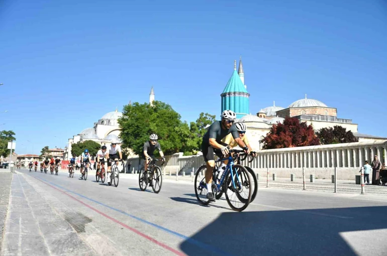 Avrupa bisiklet başkenti Konya’da Granfondo bisiklet yol yarışı heyecanı yaşandı