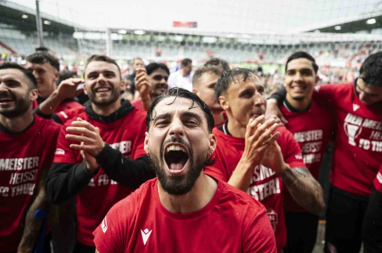 Avrupa futbolunda bu sezon on yıllarca süren şampiyonluk hasretleri bitti