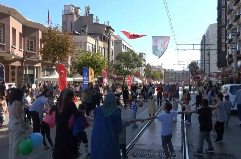 Avrupa Hareketlilik Haftası’nda Heykel çocukların oldu
