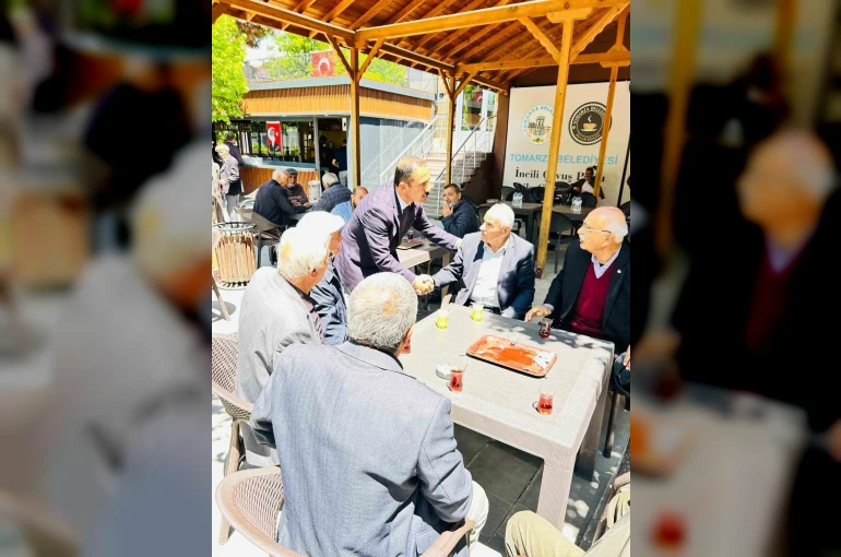 Avşar Aslan Tomarzalılarla bayramlaştı