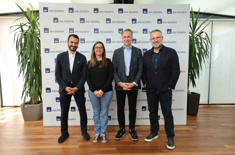 AXA Global CEO’su Buberl: "Türkiye’ye yatırım yapmaya devam edeceğiz"