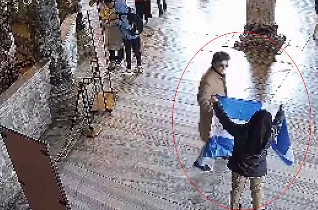 Ayasofya Camii’nde provakasyon