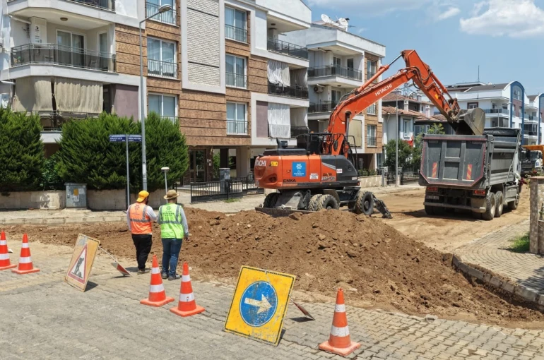 Aydın Büyükşehir Belediyesi’nden Efeler’de yol yenileme çalışması