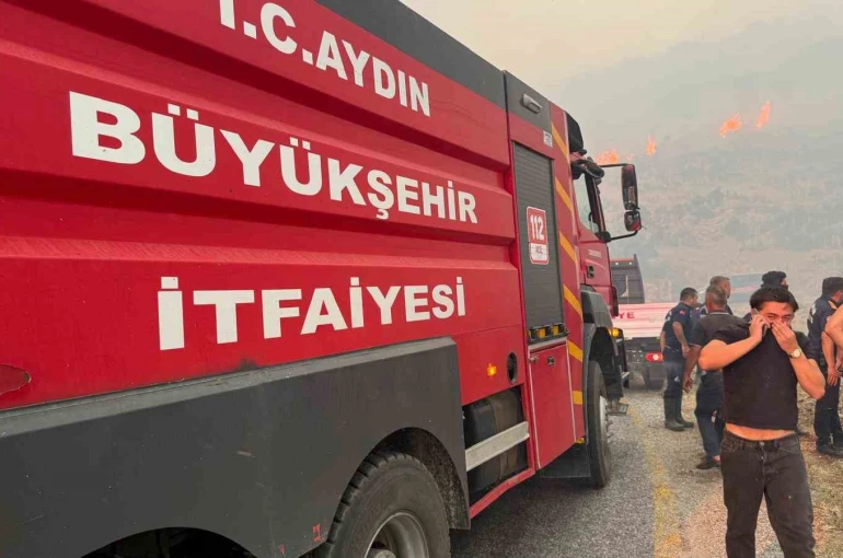 Aydın Büyükşehir Çine’de yangına müdahale ediyor