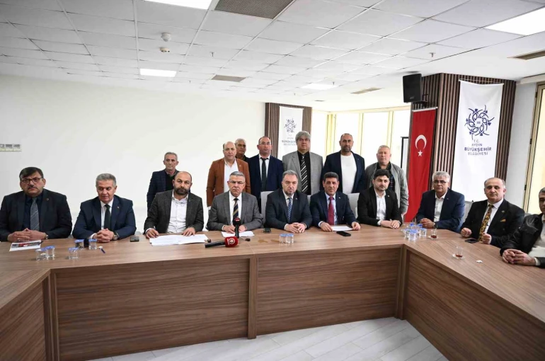 Aydın Büyükşehir’in 1,5 milyarlık yatırımına ret oyu veren CHP’ye AK Parti grubundan eleştiri