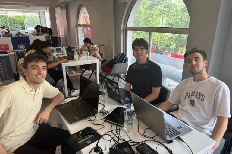 Aydın Fen Lisesi öğrencilerinden ’proje’ başarısı