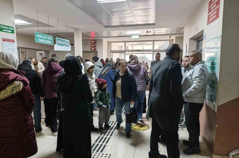 Aydın soğuğa dayanamadı, vatandaşlar hastaneye akın etti