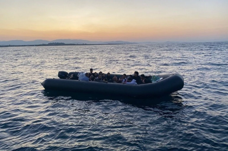 Aydın’da 20 düzensiz göçmen kurtarıldı